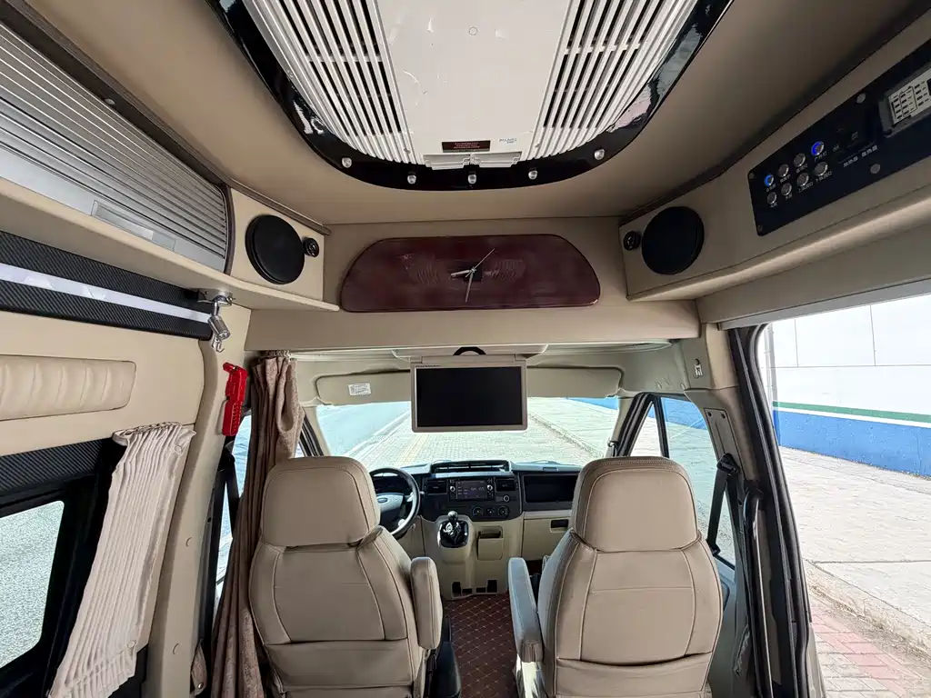 New generation Transit 2016 2.2T long-axle 6-seater high-roof multi-purpose vehicle купить на сайте DeffCars