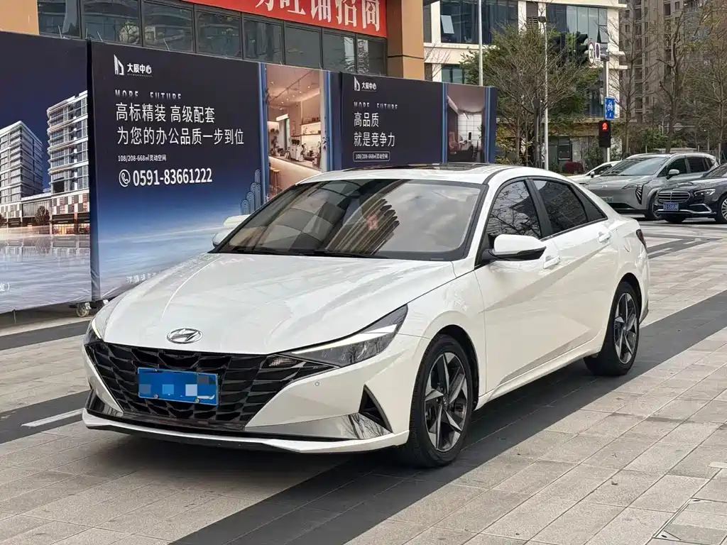 Elantra 2022 1.5L CVT LUX Premium Edition купить на сайте DeffCars