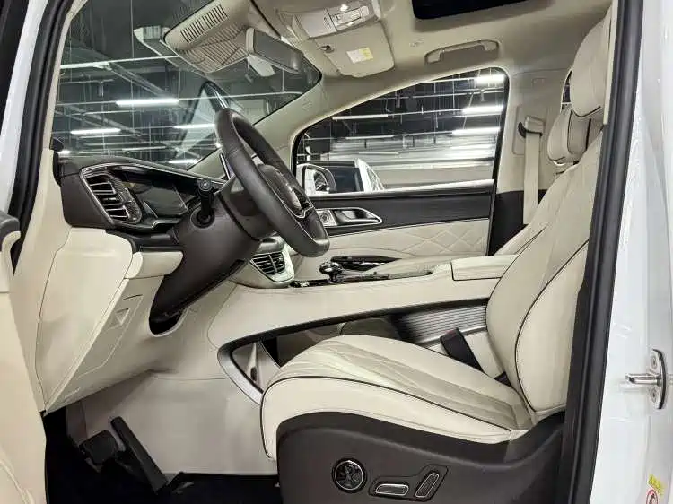 Denza D9 2024 DM-i 980 four-wheel drive premium model купить на сайте DeffCars