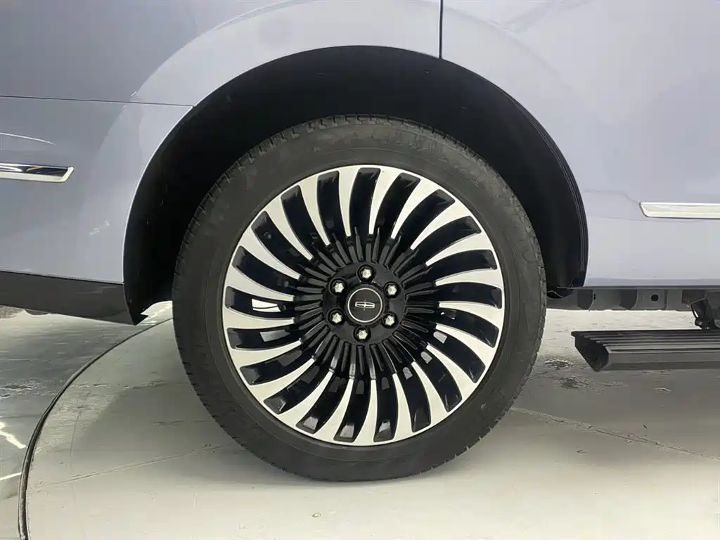 Navigator 2020 3.5T President Series купить на сайте DeffCars