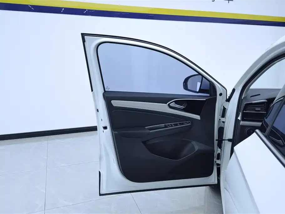 Jetta VS7 2023 280TSI automatic aggressive version купить на сайте DeffCars