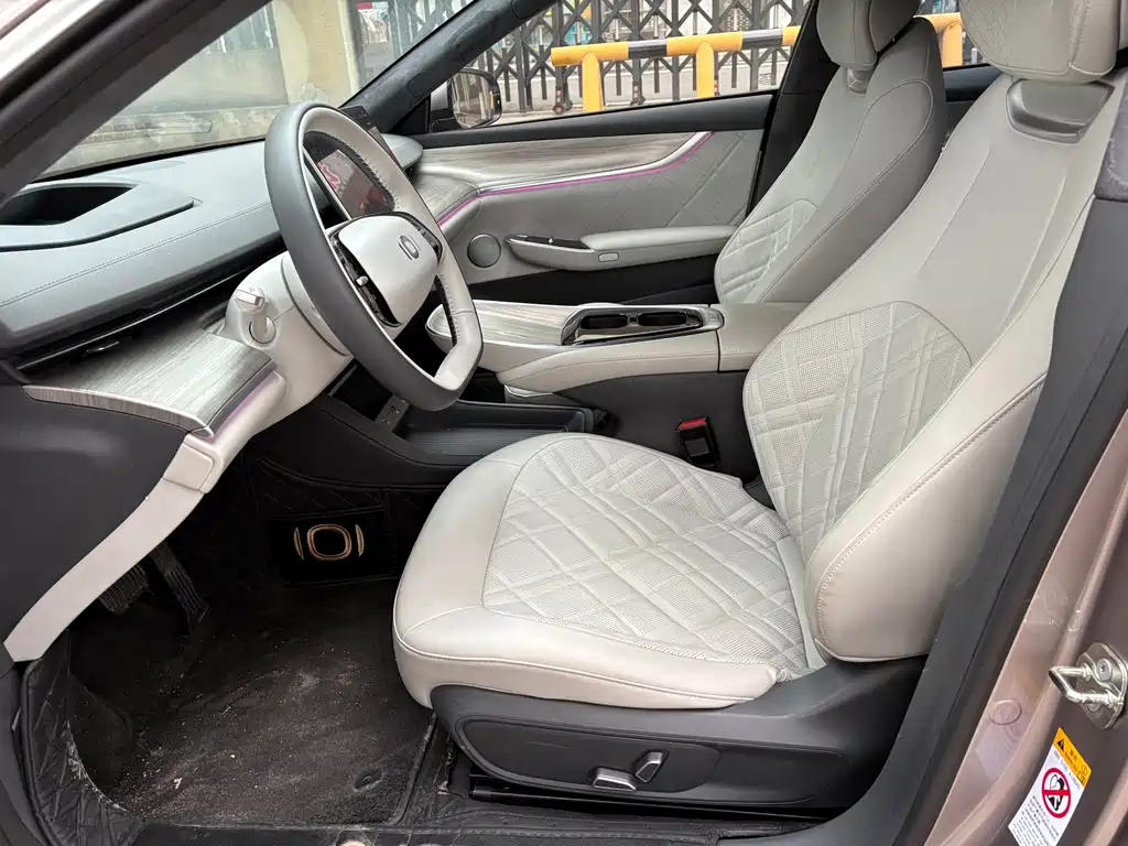 Changan Qiyuan A07 2023 model extended range 200 Air купить на сайте DeffCars