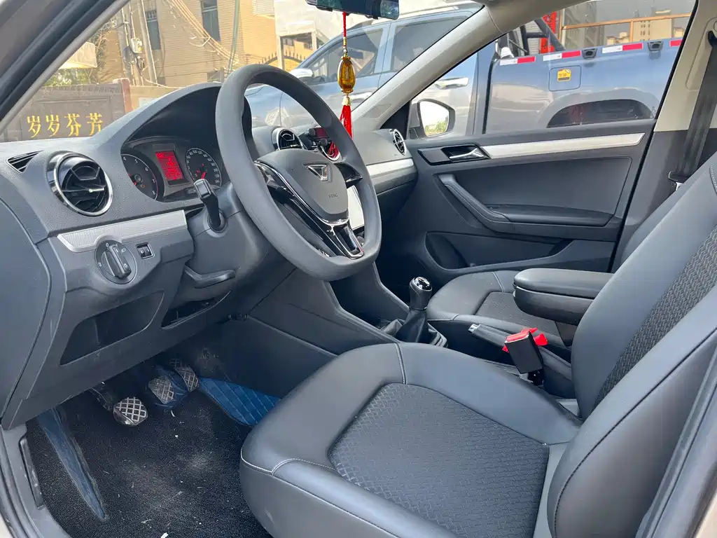 Jetta VA3 2021 1.5L Manual Enjoy Edition купить на сайте DeffCars