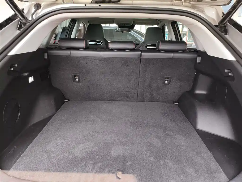 Changan Auchan Z6 2023 Blue Whale 1.5T DCT smart collar model купить на сайте DeffCars