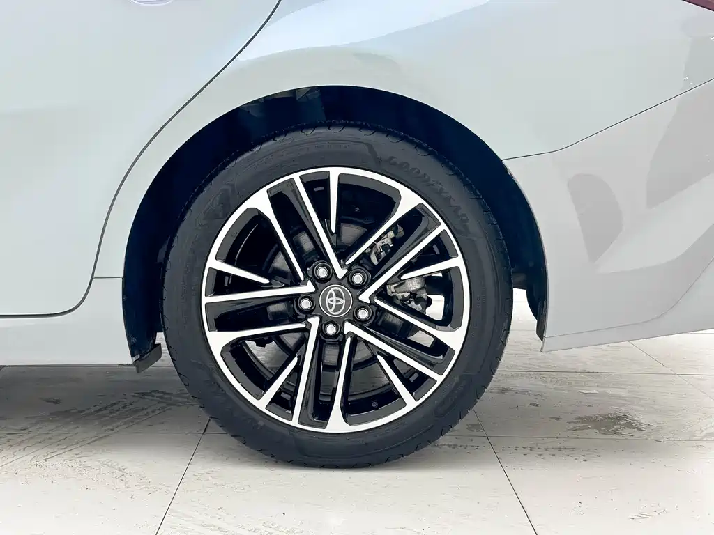 Camry 2024 Shuangqing 2.5HG Premium Edition купить на сайте DeffCars