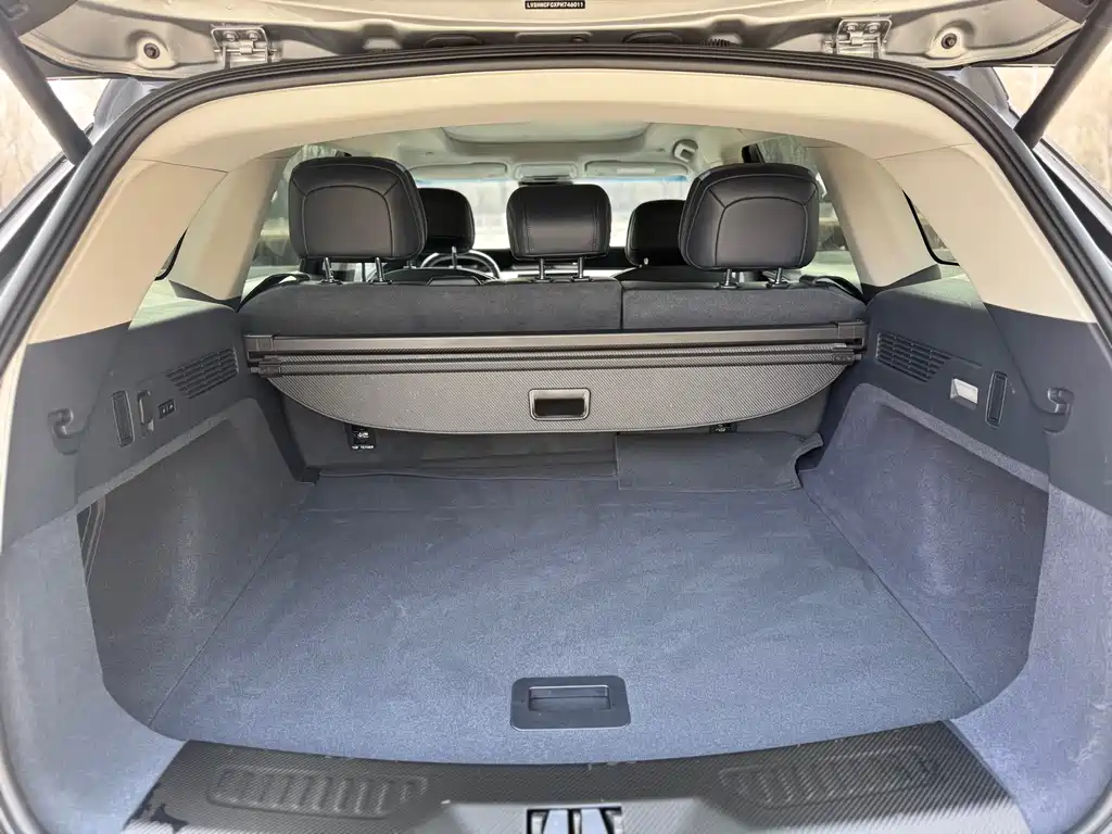 Voyager 2023 2.0T four-wheel drive Zunrui hybrid version купить на сайте DeffCars