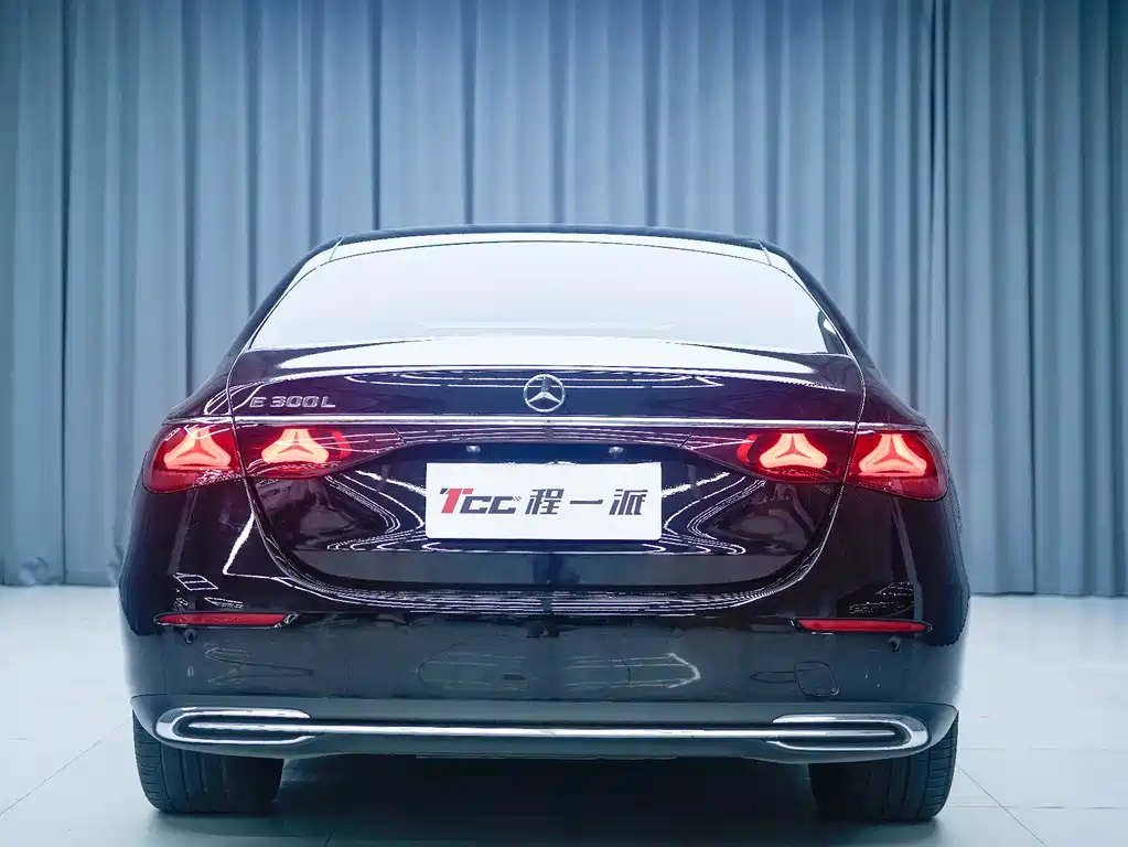 Mercedes-Benz E-Class 2024 E 300 L Luxury Model купить на сайте DeffCars