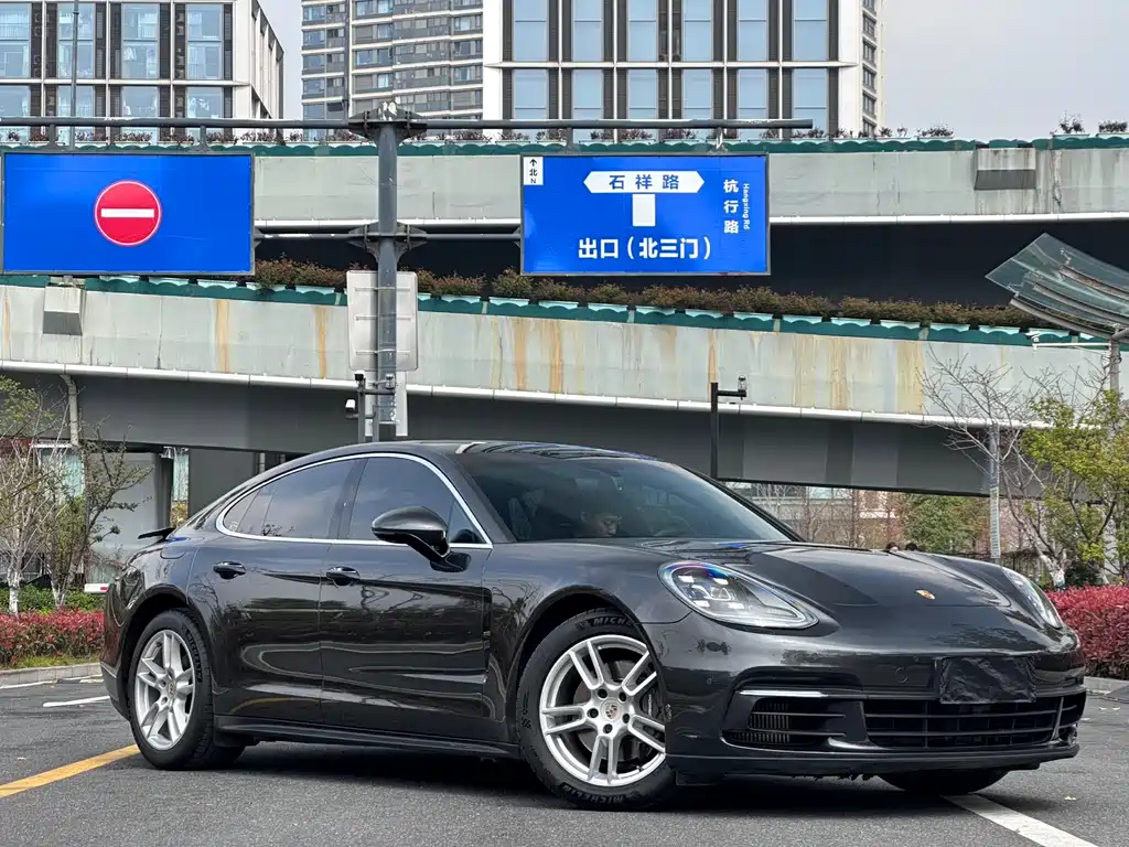 Panamera 2019 Panamera 2.9T купить на сайте DeffCars