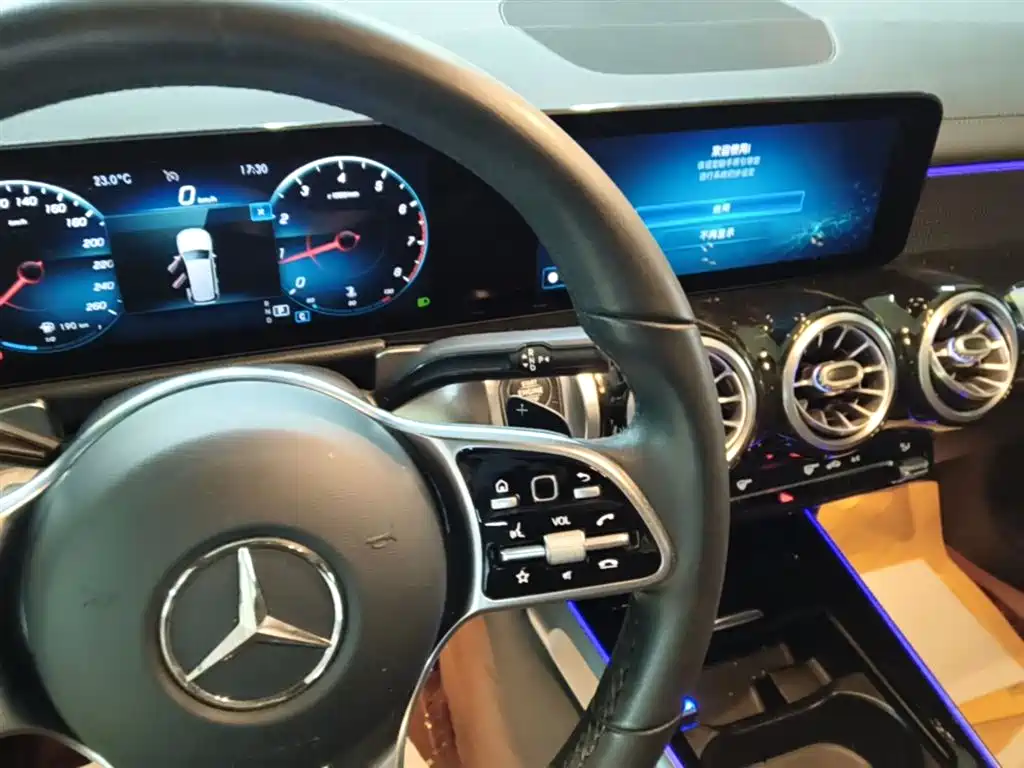 Mercedes-Benz GLB 2021 GLB 200 Dynamic купить на сайте DeffCars