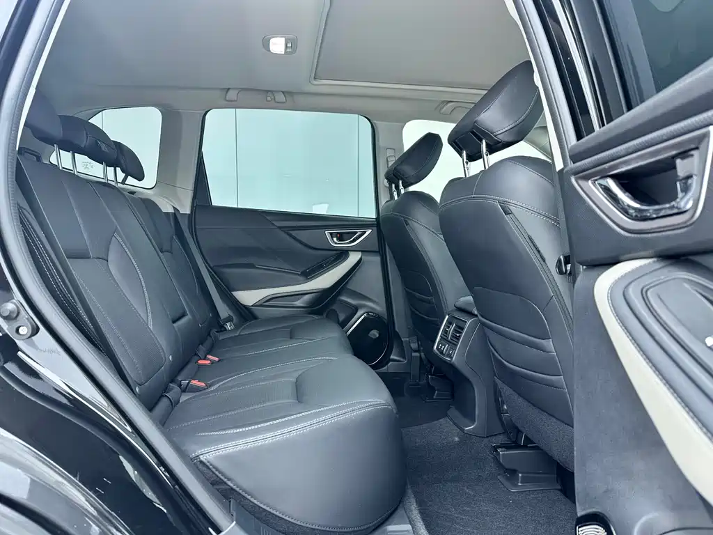Forester 2022 2.0i AWD Ultimate EyeSight купить на сайте DeffCars
