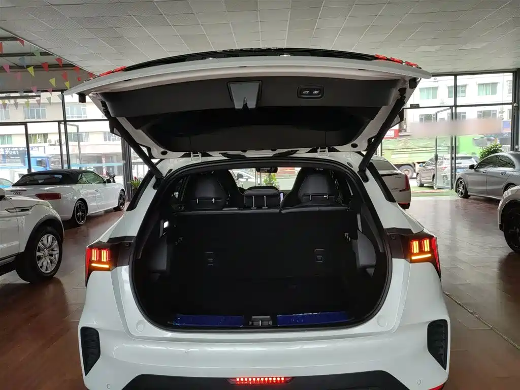 Lynk & Co 06 2023 Remix 1.5T Jin Halo купить на сайте DeffCars