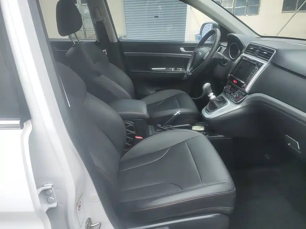 Haval M6 2017 1.5T manual two-wheel drive elite model купить на сайте DeffCars