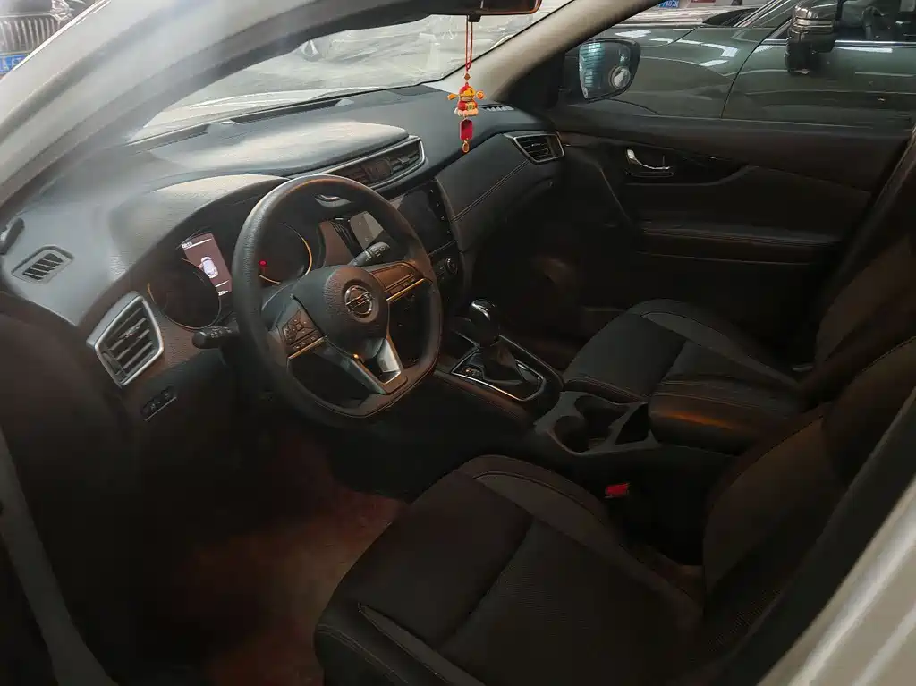 Qashqai 2019 2.0L CVT Deluxe Edition купить на сайте DeffCars