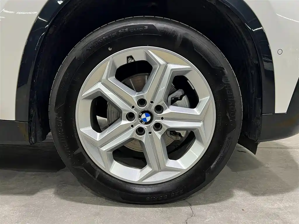 BMW X1 2023 sDrive20Li X Design Package купить на сайте DeffCars