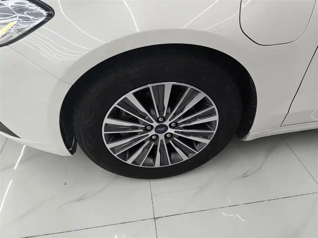 Mondeo New Energy 2018 2.0 PHEV Smart Control Fashion National VI купить на сайте DeffCars