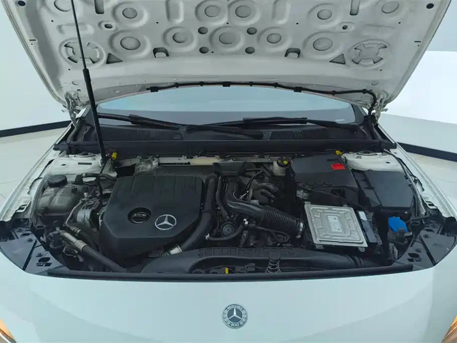 Mercedes-Benz A-Class 2019 A 180 L Sports Sedan купить на сайте DeffCars