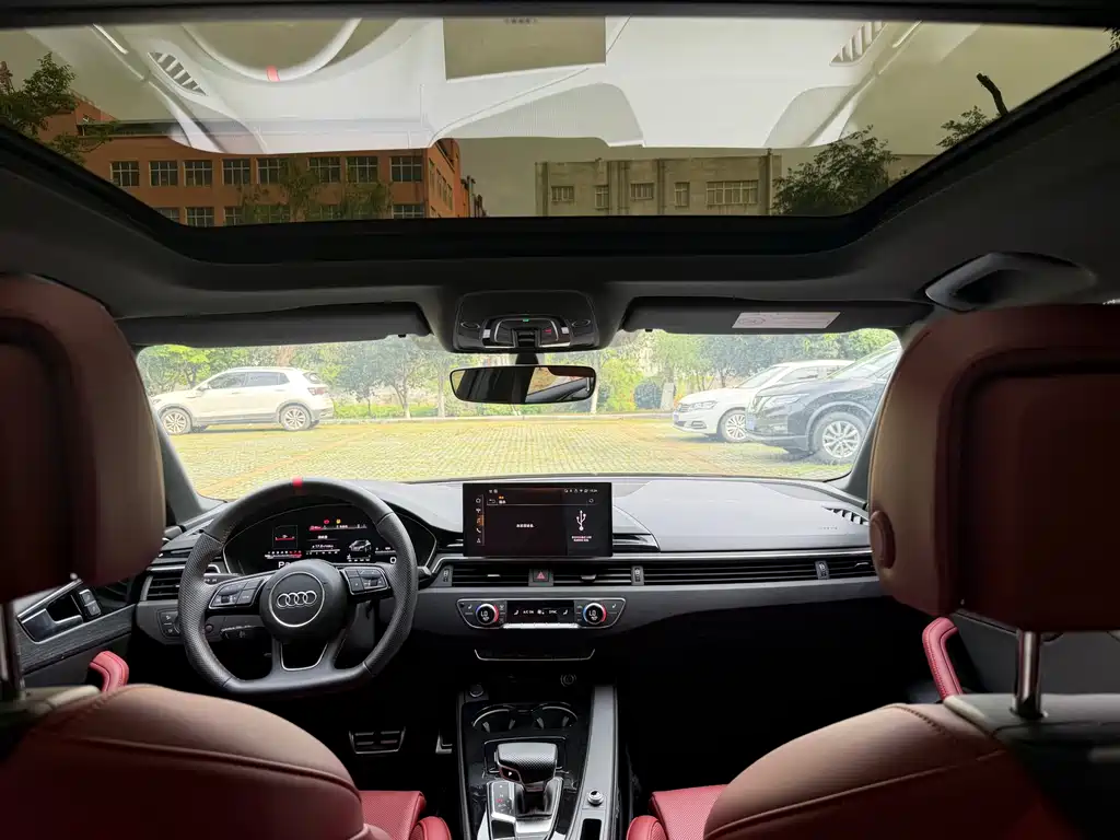Audi A4L 2025 model 2 million Yuexiang version 40 TFSI luxury and dynamic model купить на сайте DeffCars