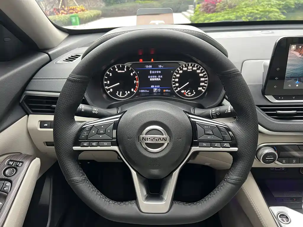 Teana 2019 2.0L XL Upper Smart Travel Edition купить на сайте DeffCars