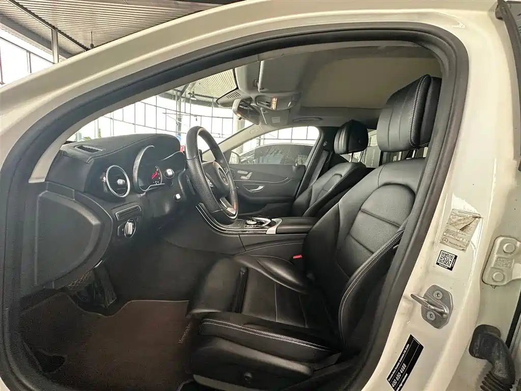 Mercedes-Benz C-Class 2017 C 200 L купить на сайте DeffCars