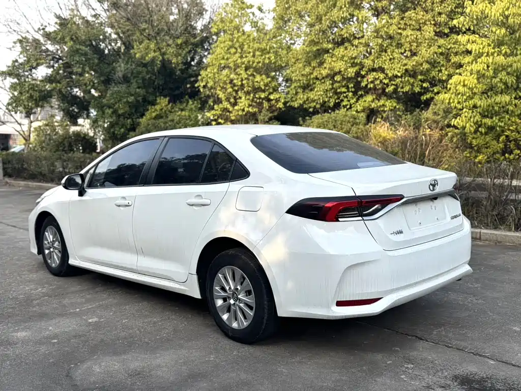 Corolla 2021 TNGA 1.5L CVT Pioneer Edition купить на сайте DeffCars