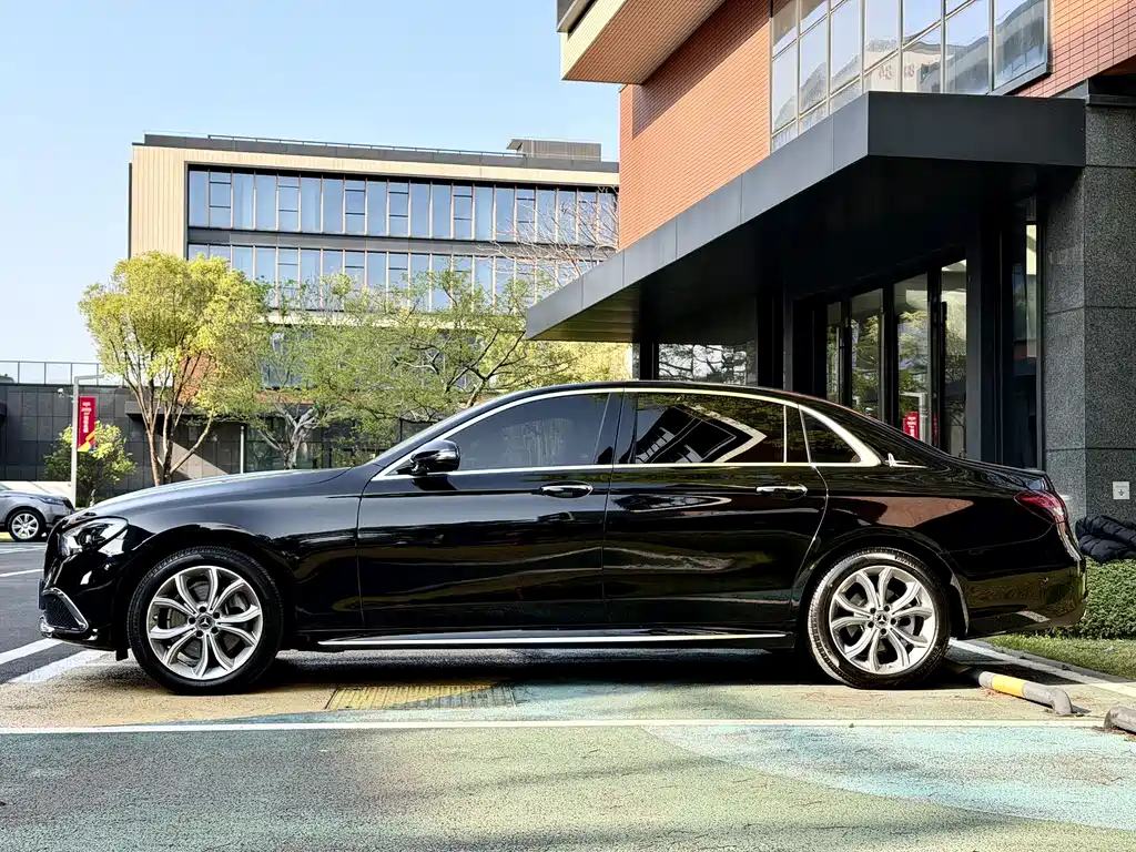 Mercedes-Benz E-Class 2021 E 300 L Sports Premium Model купить на сайте DeffCars