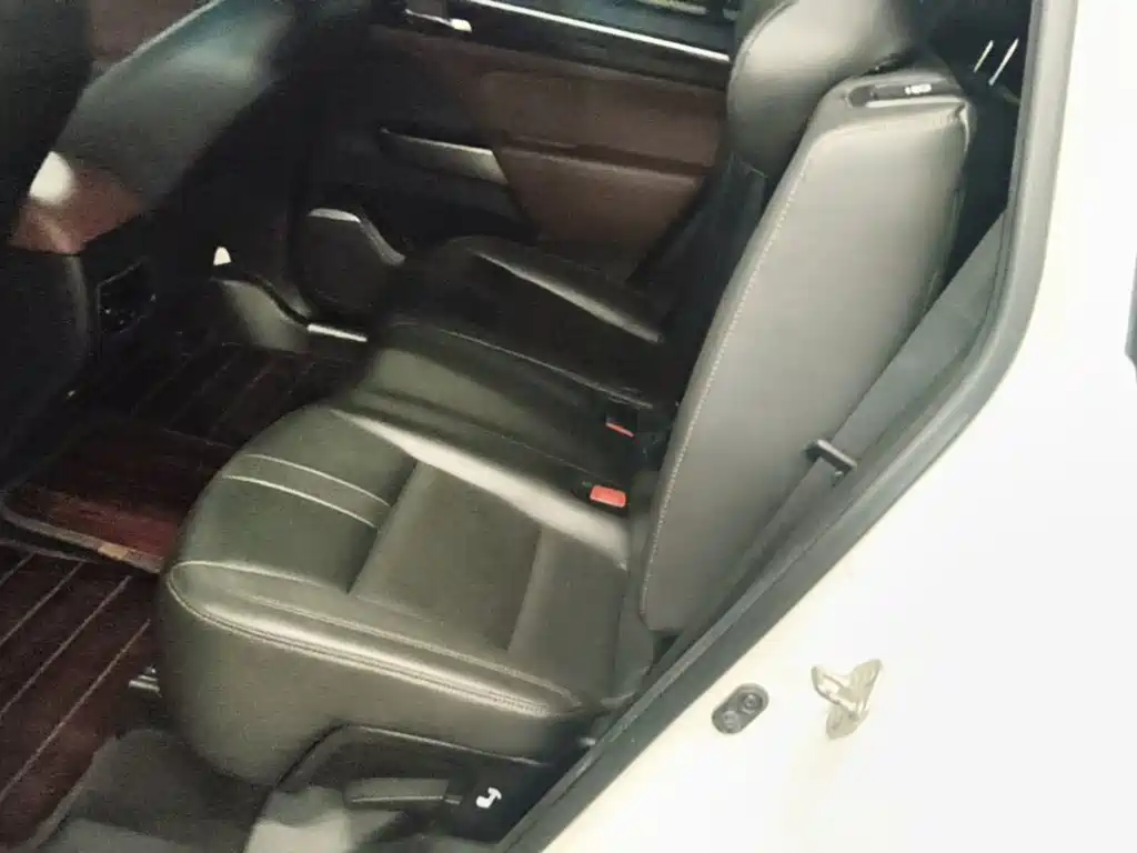 Trumpchi GS8 2019 390T 2WD Deluxe Wisdom Connected Edition (Seven Seater) купить на сайте DeffCars