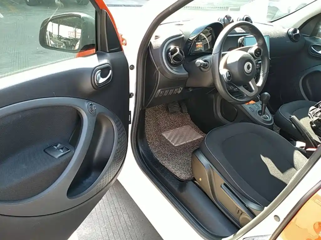 smart forfour 2018 1.0L 52kW passion version купить на сайте DeffCars