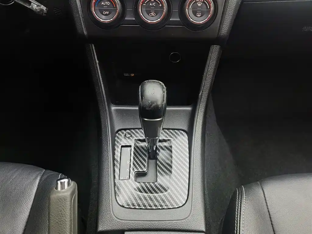 Subaru XV 2014 2.0i Elite Edition купить на сайте DeffCars