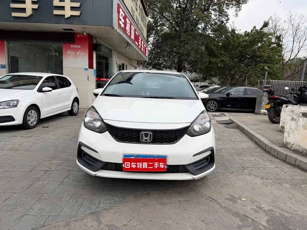 Fit 2021 1.5L CVT Trendy Edition купить на сайте DeffCars