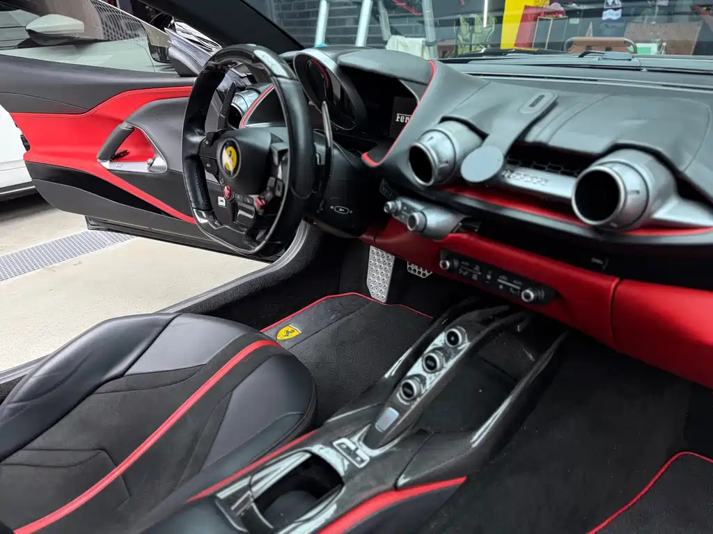 Ferrari 812 2017 6.5L Superfast купить на сайте DeffCars