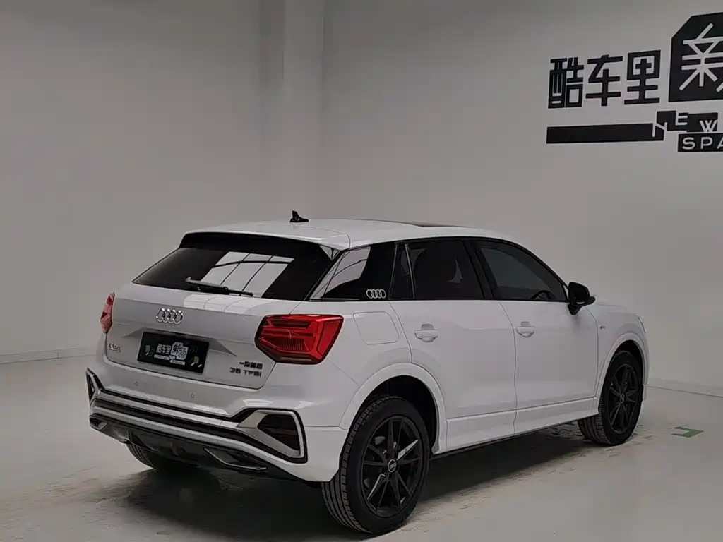 Audi Q2L 2022 35 TFSI aggressive and dynamic model купить на сайте DeffCars