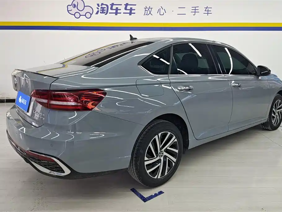 Lavida 2023 300TSI DSG Starry Sky Leading Edition купить на сайте DeffCars
