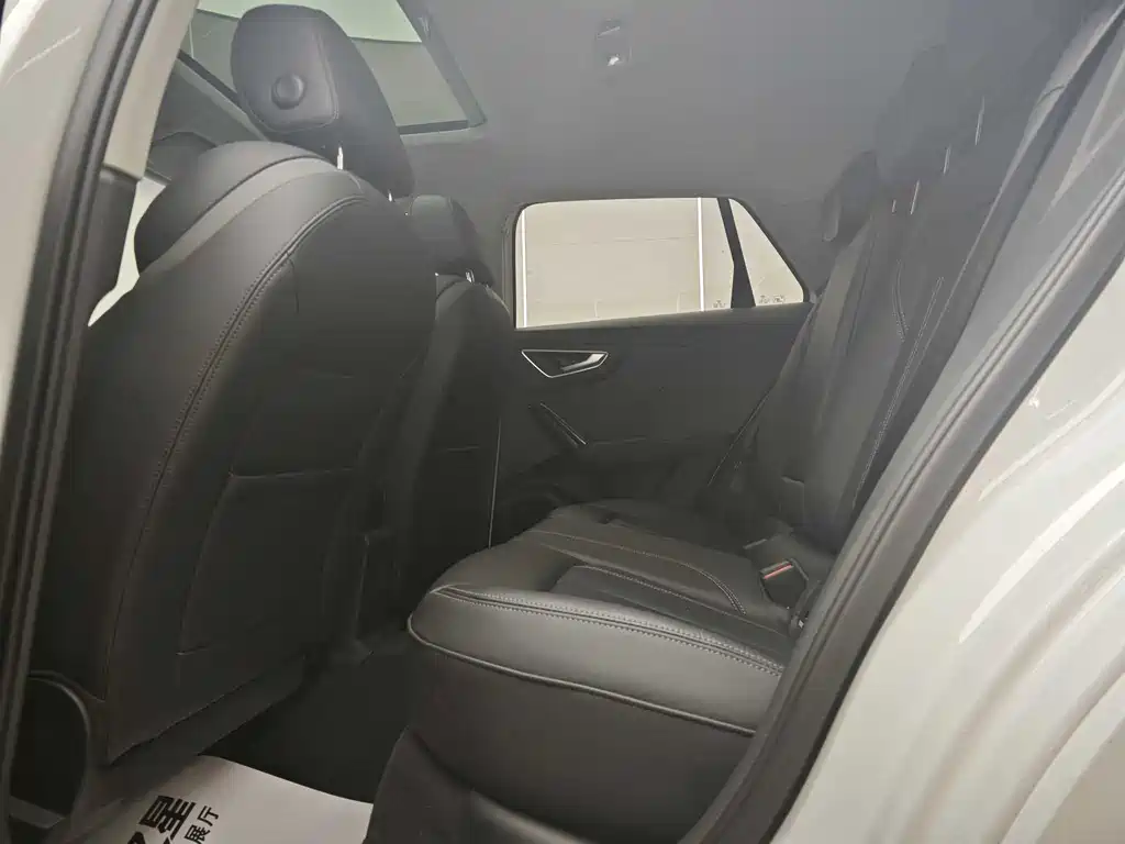 Audi Q2L 2023 35TFSI fashionable and dynamic купить на сайте DeffCars