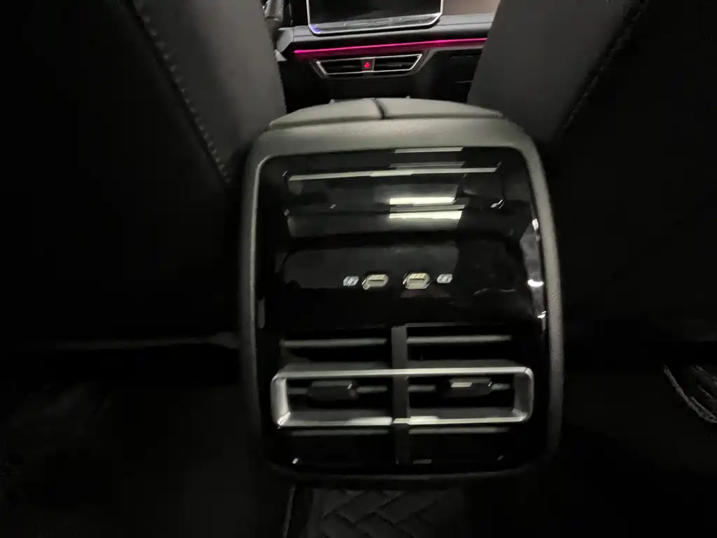 Tiguan L 2024 PRO 380TSI four-wheel drive R-Line smart version купить на сайте DeffCars