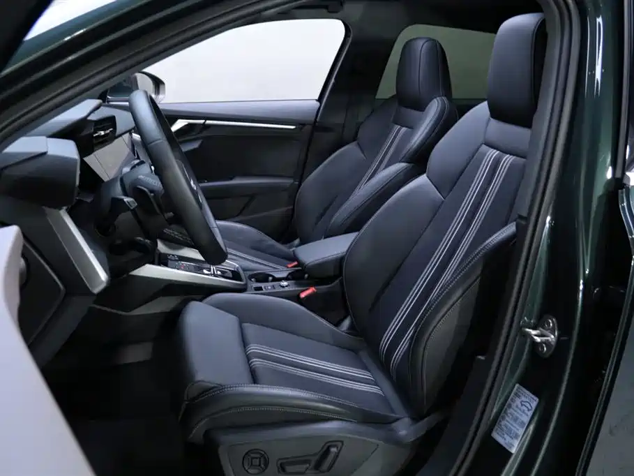 Audi A3 2024 Sportback 35 TFSI stylish and sporty купить на сайте DeffCars