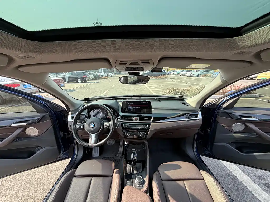BMW X1 2020 sDrive20Li Exclusive Model купить на сайте DeffCars