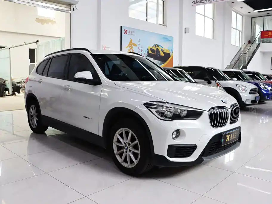 BMW X1 2016 sDrive18Li Fashion Edition купить на сайте DeffCars