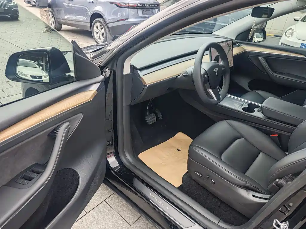 Model Y 2021 long-range all-wheel drive version 3D7 купить на сайте DeffCars
