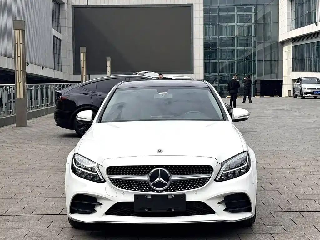 Mercedes-Benz C-Class 2019 C 260 L Sports Edition купить на сайте DeffCars