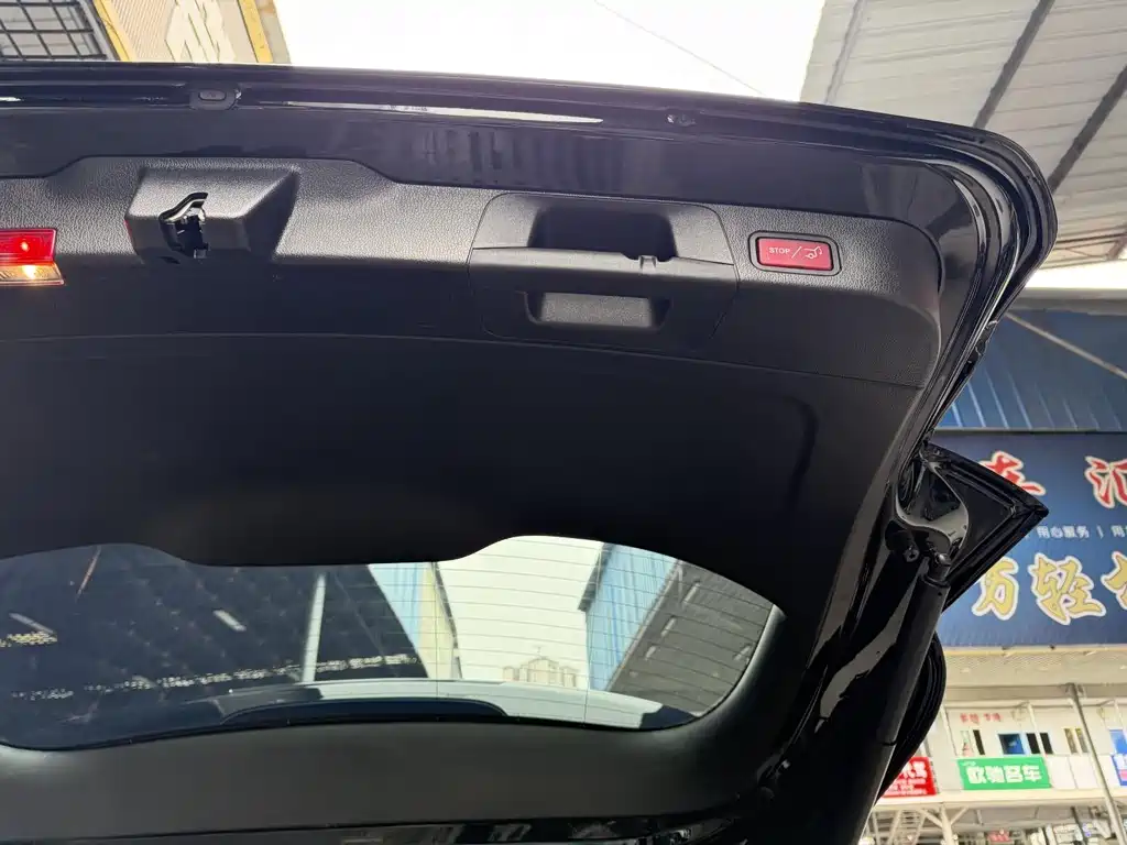 Mercedes-Benz GLB 2024 facelift GLB 220 dynamic version купить на сайте DeffCars