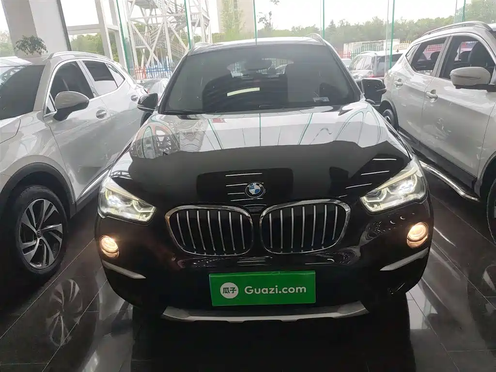 BMW X1 2019 xDrive20Li Exclusive Model купить на сайте DeffCars