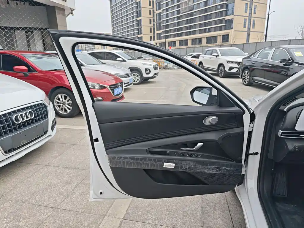 Elantra 2023 1.5L CVT GLX Elite Edition купить на сайте DeffCars