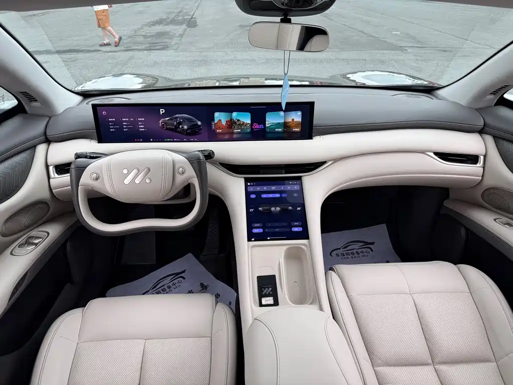 Zhiji LS6 2025 Smart Lizard Driving Edition купить на сайте DeffCars