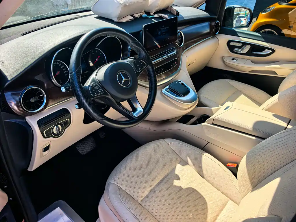 Mercedes-Benz V-Class 2020 V 260 Pilot Edition купить на сайте DeffCars
