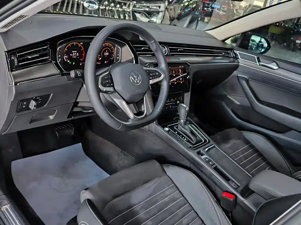 Magotan 2021 330TSI DSG 30th Anniversary Edition купить на сайте DeffCars
