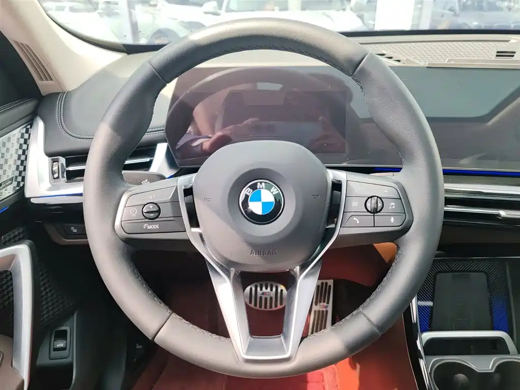 BMW X1 2025 sDrive25Li X Design Package купить на сайте DeffCars