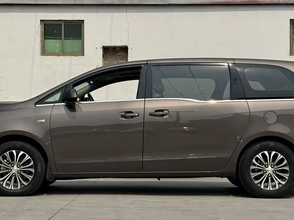 Buick GL8 2022 Land Business Class 652T Comfort купить на сайте DeffCars