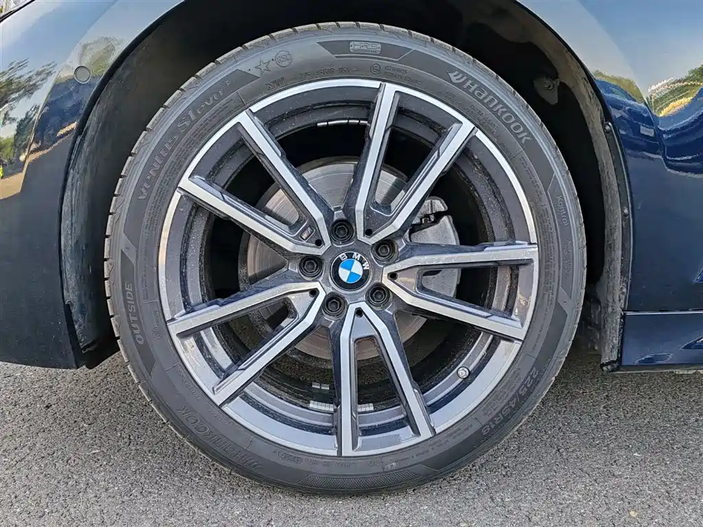 BMW 3 Series 2025 325Li M Sports Package купить на сайте DeffCars