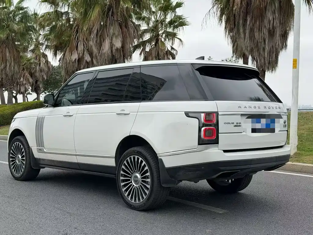 Range Rover 2018 3.0 SC V6 Vogue SE Genesis Extended Edition купить на сайте DeffCars
