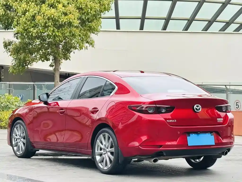 Mazda3 Angkesela 2020 2.0L Automatic Premium Edition купить на сайте DeffCars